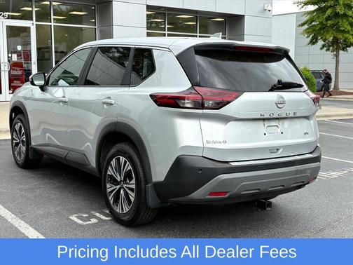 Brilliant Silver Metallic 2023 Nissan Rogue SV