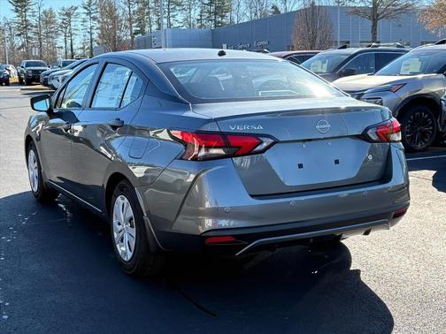 2025 Nissan Versa 1.6 S