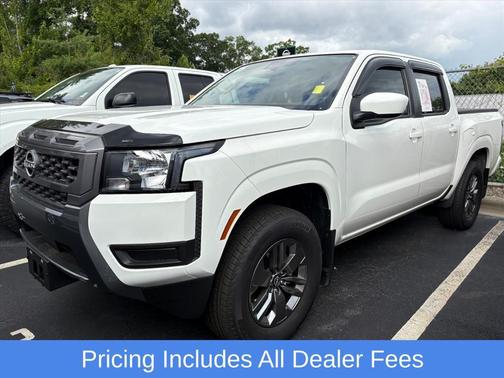 Glacier White 2025 Nissan Frontier SV