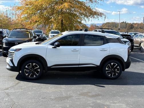 Fresh Powder 2026 Nissan Kicks SV
