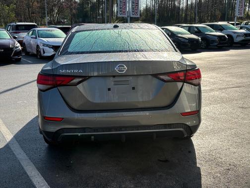 Gun Metallic 2021 Nissan Sentra SV