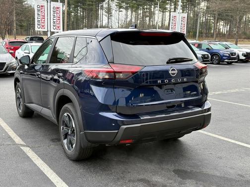 2025 Nissan Rogue SV
