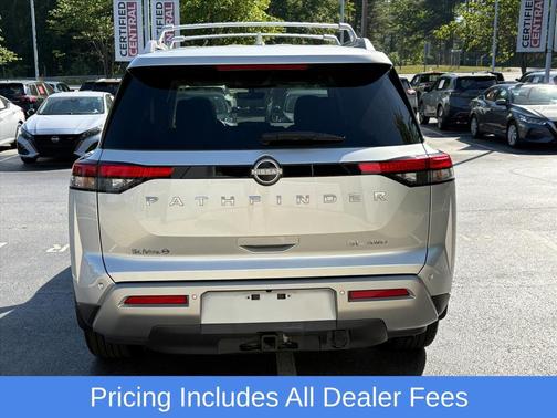 Brilliant Silver Metallic 2024 Nissan Pathfinder SL 4WD