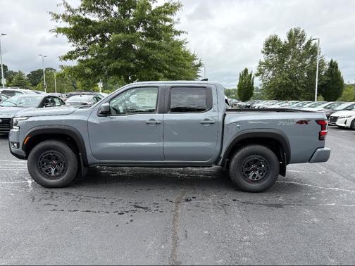 2025 Nissan Frontier PRO-4X