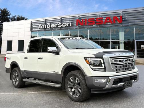 2023 Nissan Titan Platinum Reserve