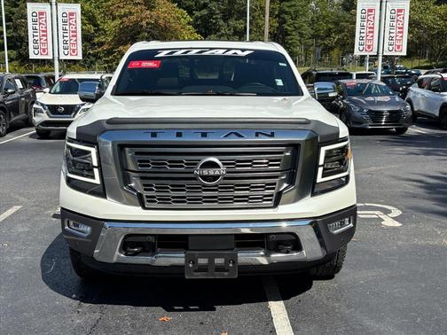 2023 Nissan Titan Platinum Reserve
