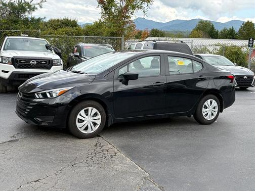 2024 Nissan Versa 1.6 S