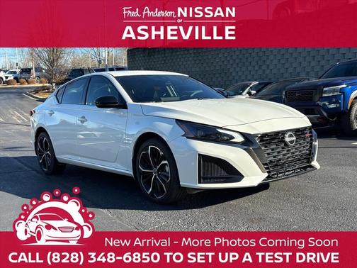 2024 Nissan Altima SR Intelligent AWD