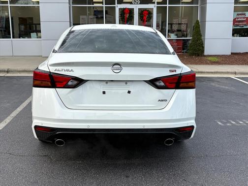 2024 Nissan Altima SR Intelligent AWD