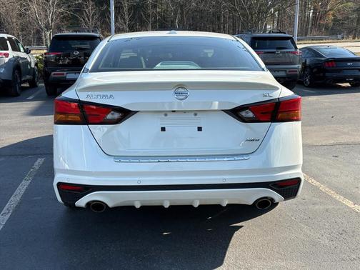 2022 Nissan Altima 2.5 SL