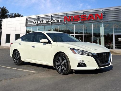 2022 Nissan Altima 2.5 SL