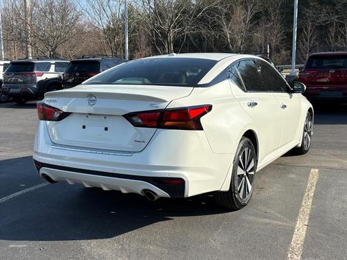 2022 Nissan Altima 2.5 SL