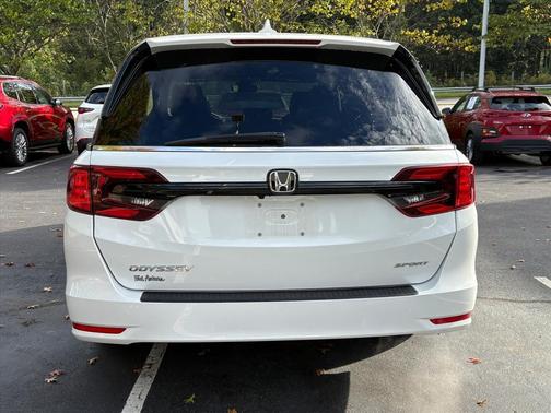 2023 Honda Odyssey Sport
