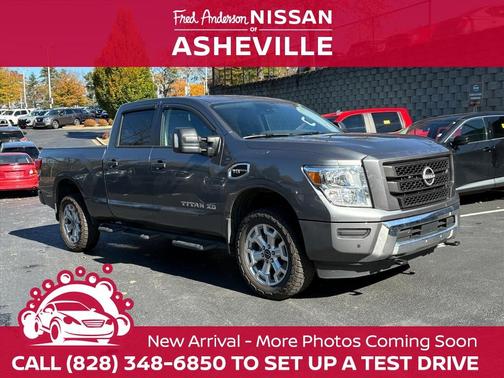 2024 Nissan Titan XD SV