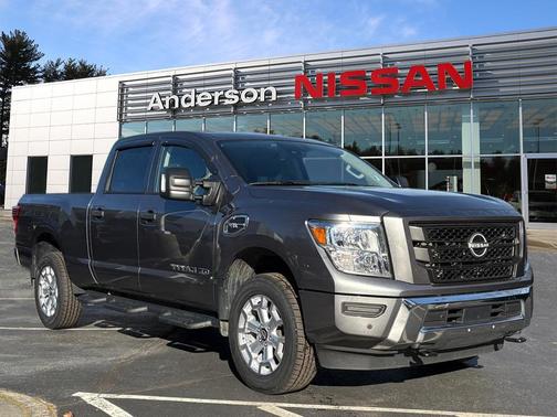 2024 Nissan Titan XD SV