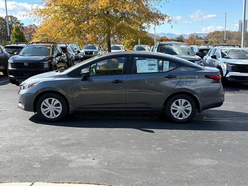 2025 Nissan Versa 1.6 S