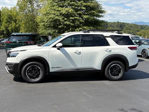 2025 Nissan Pathfinder Rock Creek 4WD