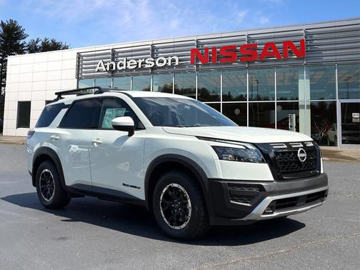 2025 Nissan Pathfinder Rock Creek 4WD