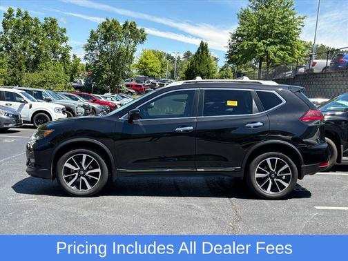 Magnetic Black Pearl 2020 Nissan Rogue SL