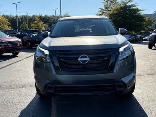 2025 Nissan Pathfinder SV 4WD