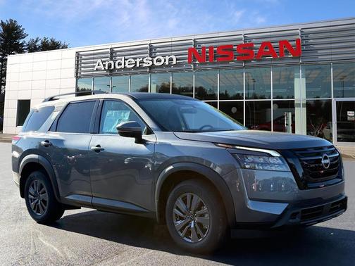 2025 Nissan Pathfinder SV 4WD