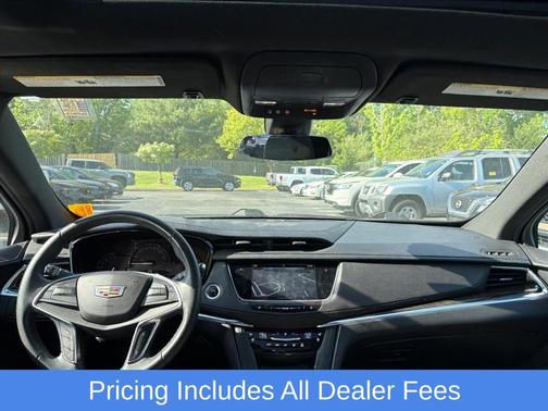 Crystal White Tricoat 2017 Cadillac XT5 Premium Luxury
