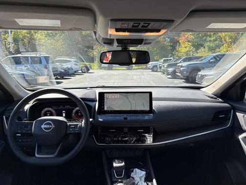 2025 Nissan Rogue Platinum
