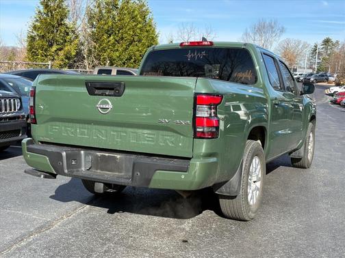2022 Nissan Frontier SV