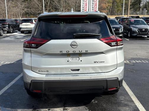 2024 Nissan Rogue SV
