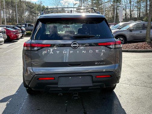 2022 Nissan Pathfinder SV 4WD