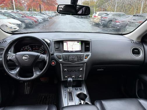 2019 Nissan Pathfinder SL