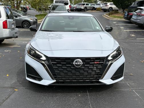 2024 Nissan Altima SR VC-Turbo FWD
