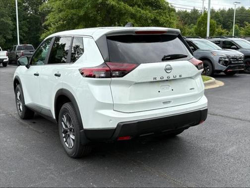 2025 Nissan Rogue S