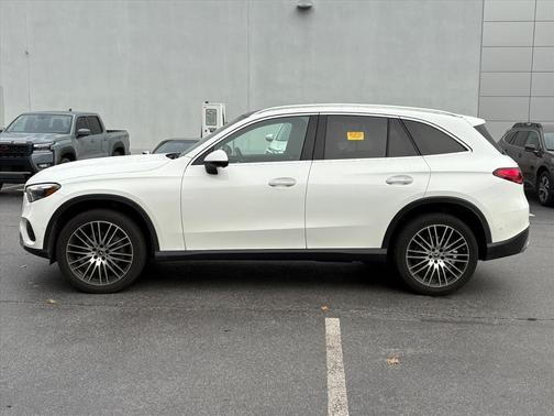 2023 Mercedes-Benz GLC 300 4MATIC