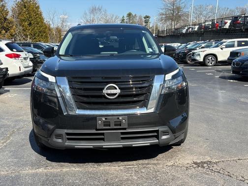 2024 Nissan Pathfinder SV 4WD