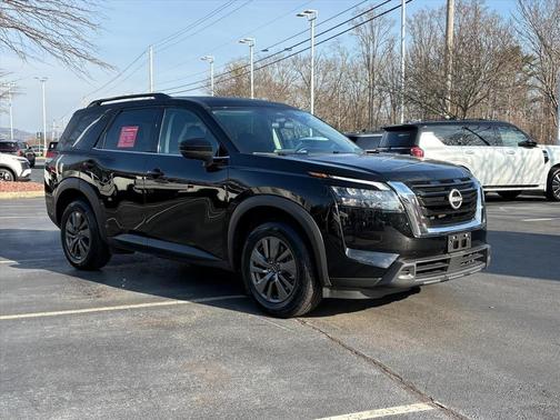 2024 Nissan Pathfinder SV 4WD