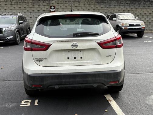 2022 Nissan Rogue Sport S