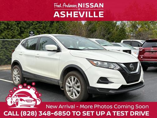 2022 Nissan Rogue Sport S