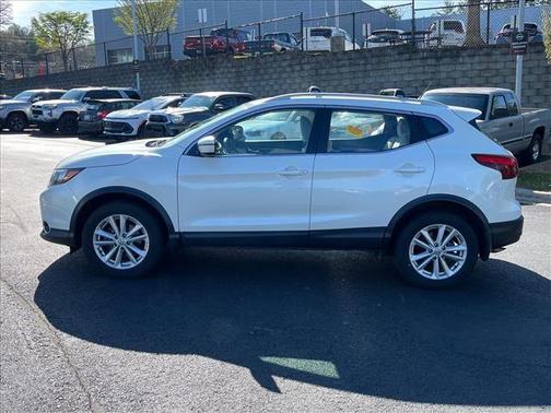 2018 Nissan Rogue Sport SV