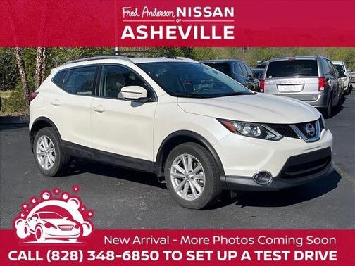 2018 Nissan Rogue Sport SV