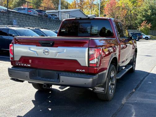 2022 Nissan Titan Platinum Reserve