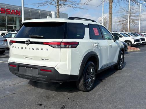 2024 Nissan Pathfinder SV 4WD
