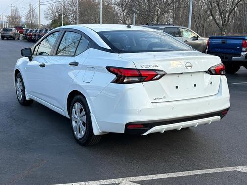 Fresh Powder 2025 Nissan Versa 1.6 S
