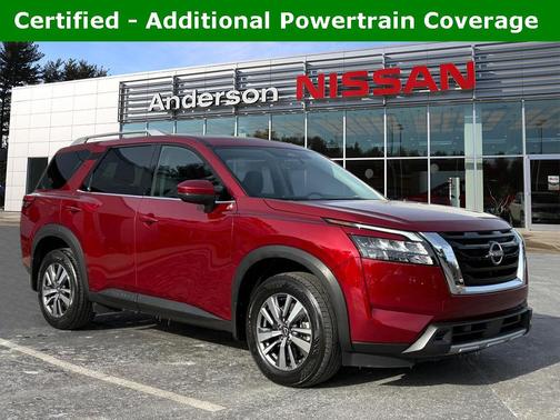 2025 Nissan Pathfinder SL 4WD