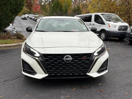 2024 Nissan Altima SR VC-Turbo FWD