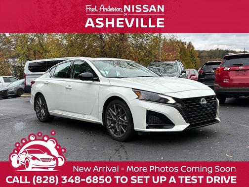 2024 Nissan Altima SR VC-Turbo FWD