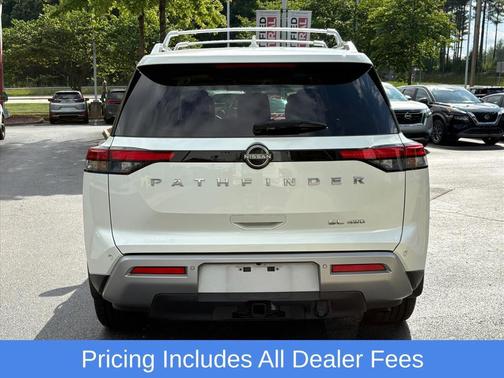 Pearl White Tricoat 2024 Nissan Pathfinder SL 4WD