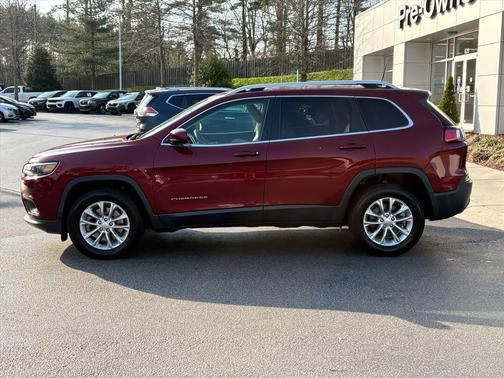 Velvet Red Pearlcoat 2019 Jeep Cherokee Latitude