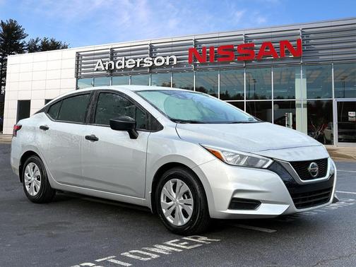 2022 Nissan Versa 1.6 S