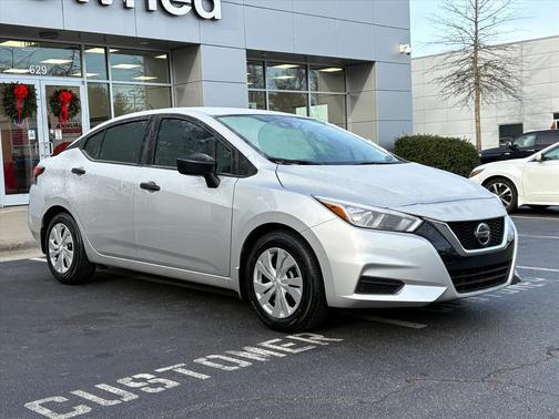 2022 Nissan Versa 1.6 S
